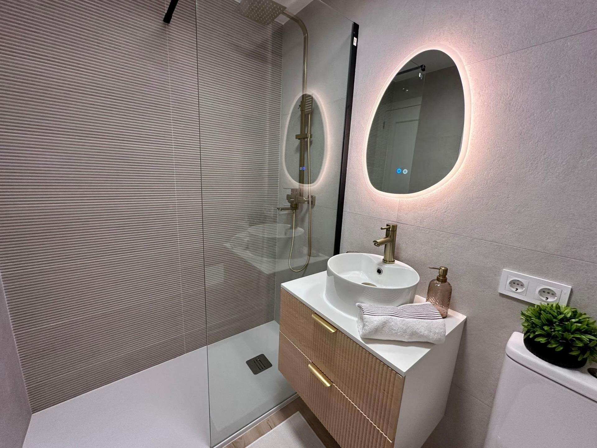 2-Bedroom Apartment in Estacion de Autobuses, Torrevieja - 19