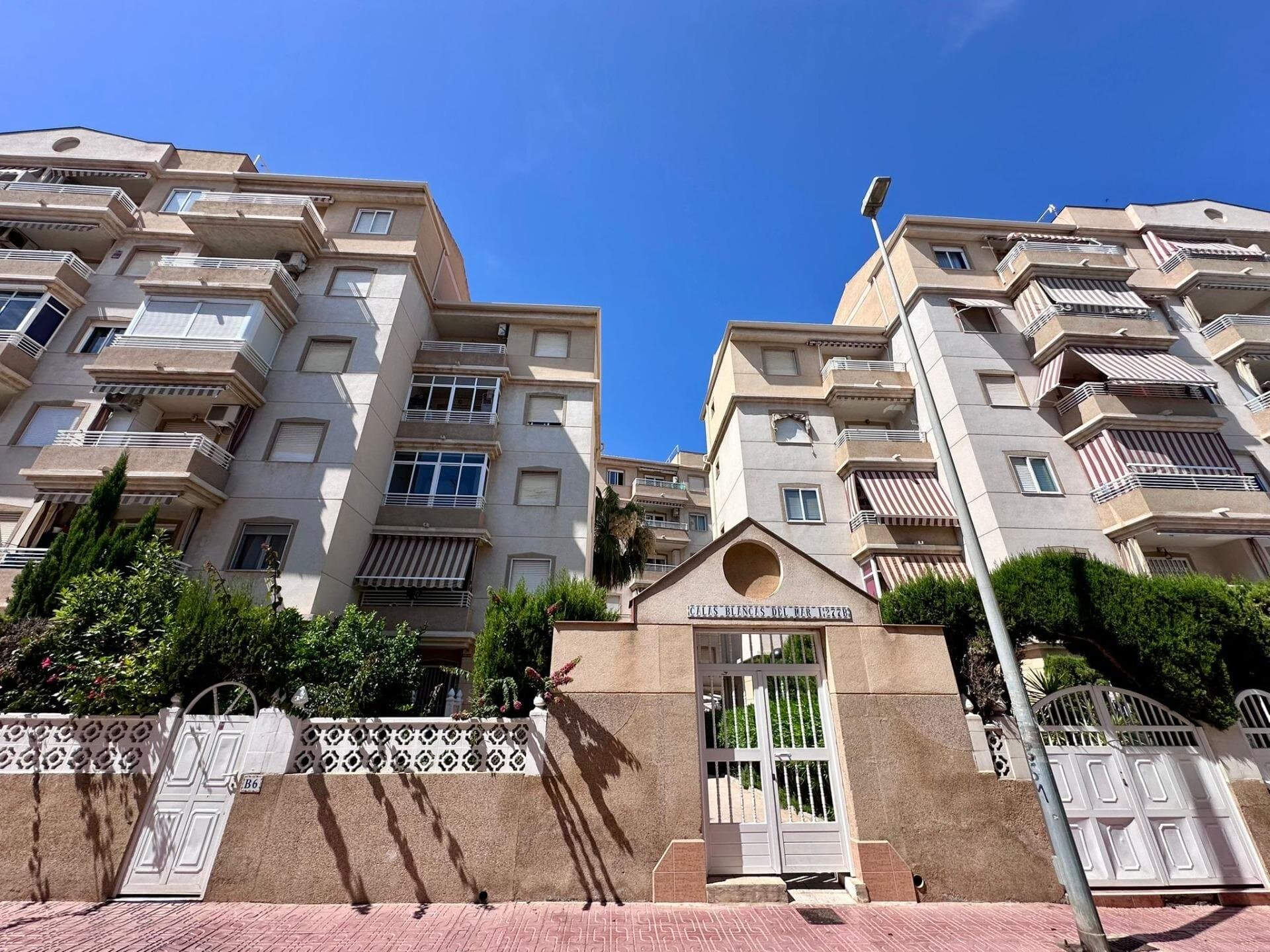 2-Bedroom Apartment in Estacion de Autobuses, Torrevieja - 34