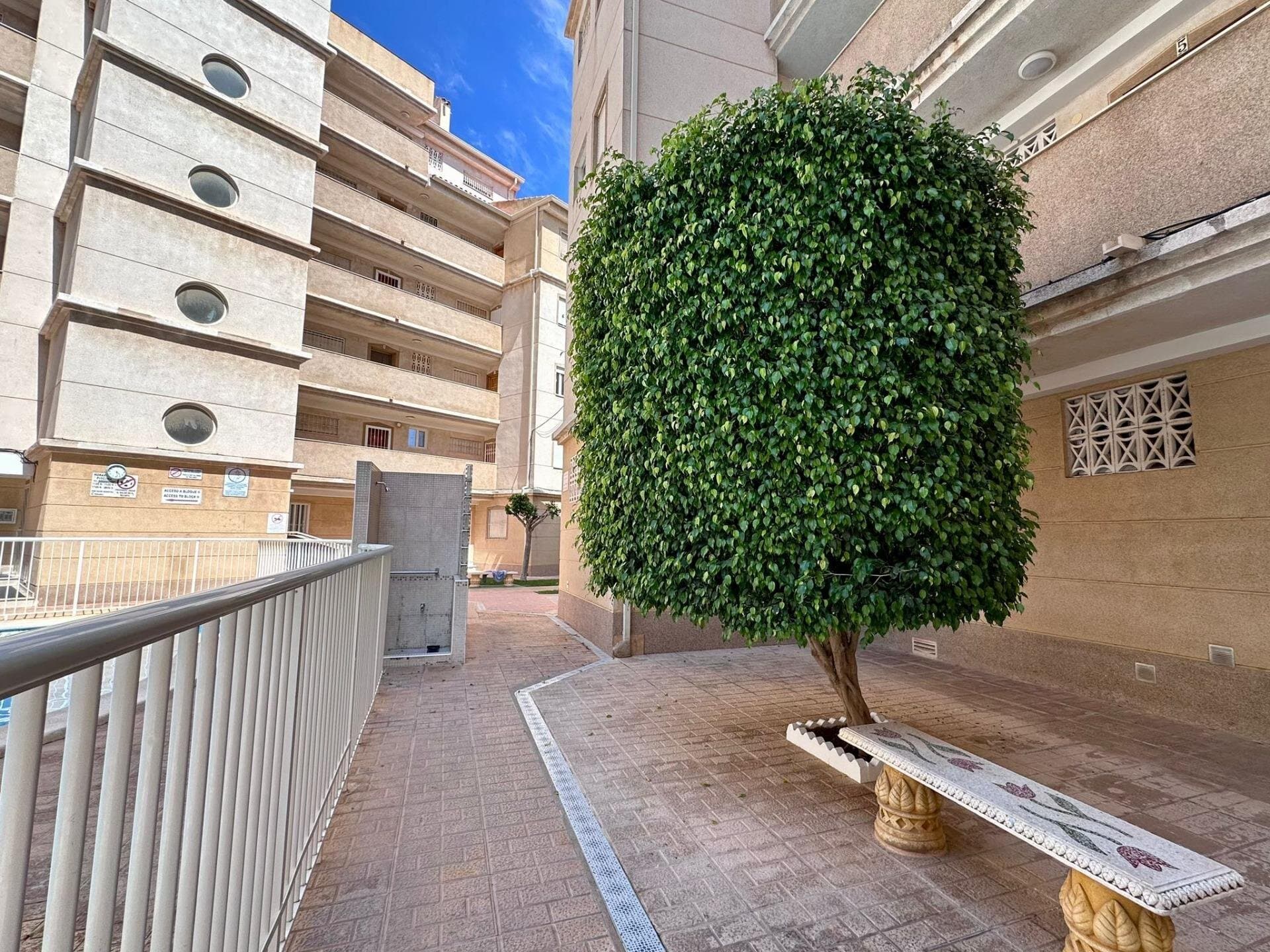2-Bedroom Apartment in Estacion de Autobuses, Torrevieja - 35