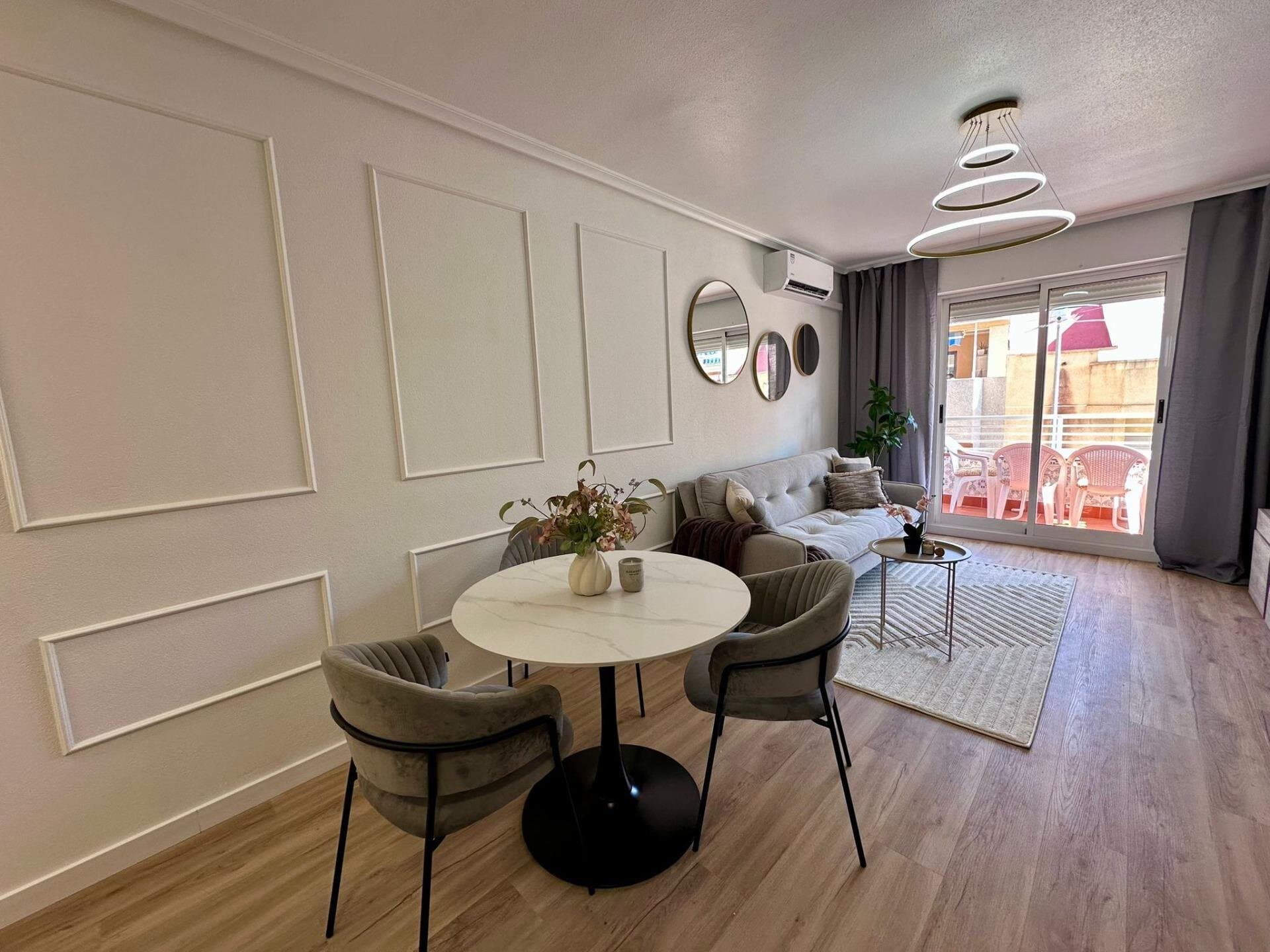 2-Bedroom Apartment in Estacion de Autobuses, Torrevieja - 8