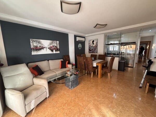 3-Bedroom Apartment in Estacion de Autobuses, Torrevieja