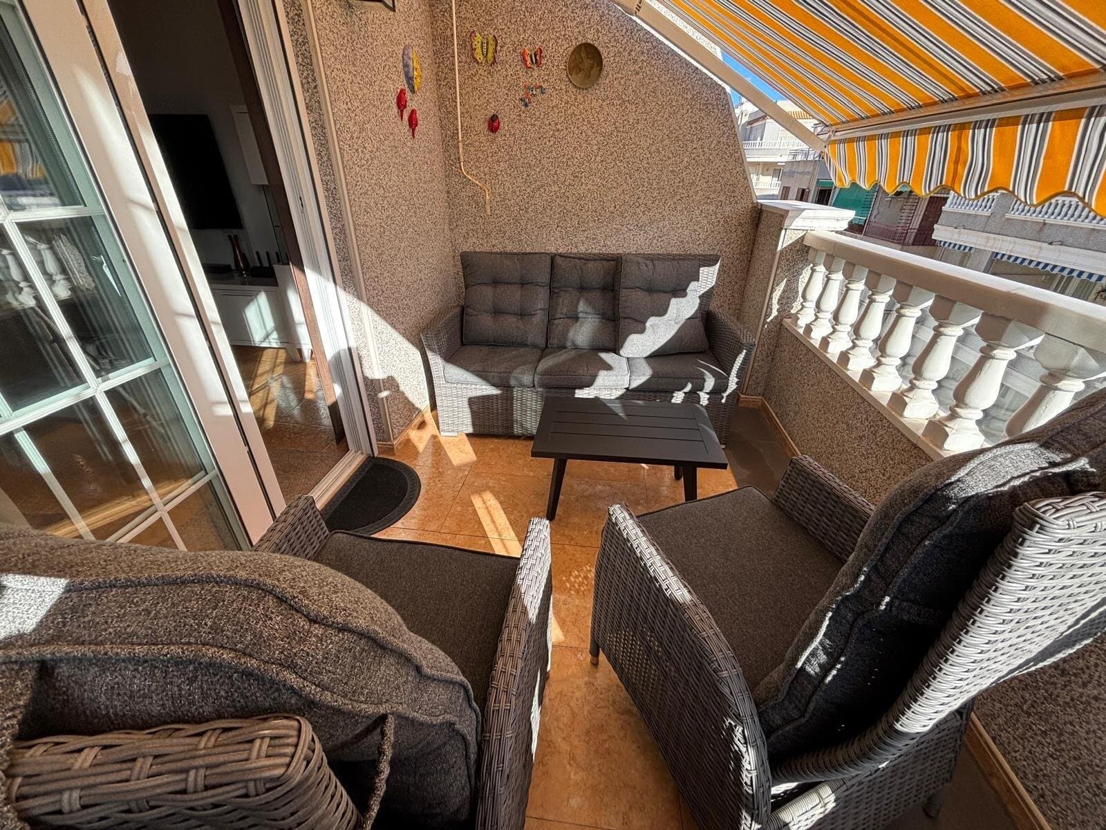 3-Bedroom Apartment in Estacion de Autobuses, Torrevieja - 10