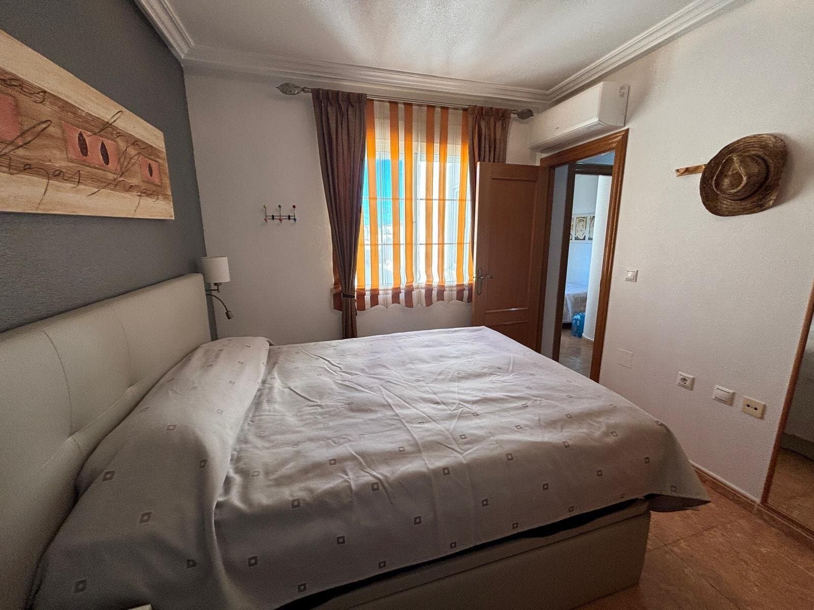 3-Bedroom Apartment in Estacion de Autobuses, Torrevieja - 20
