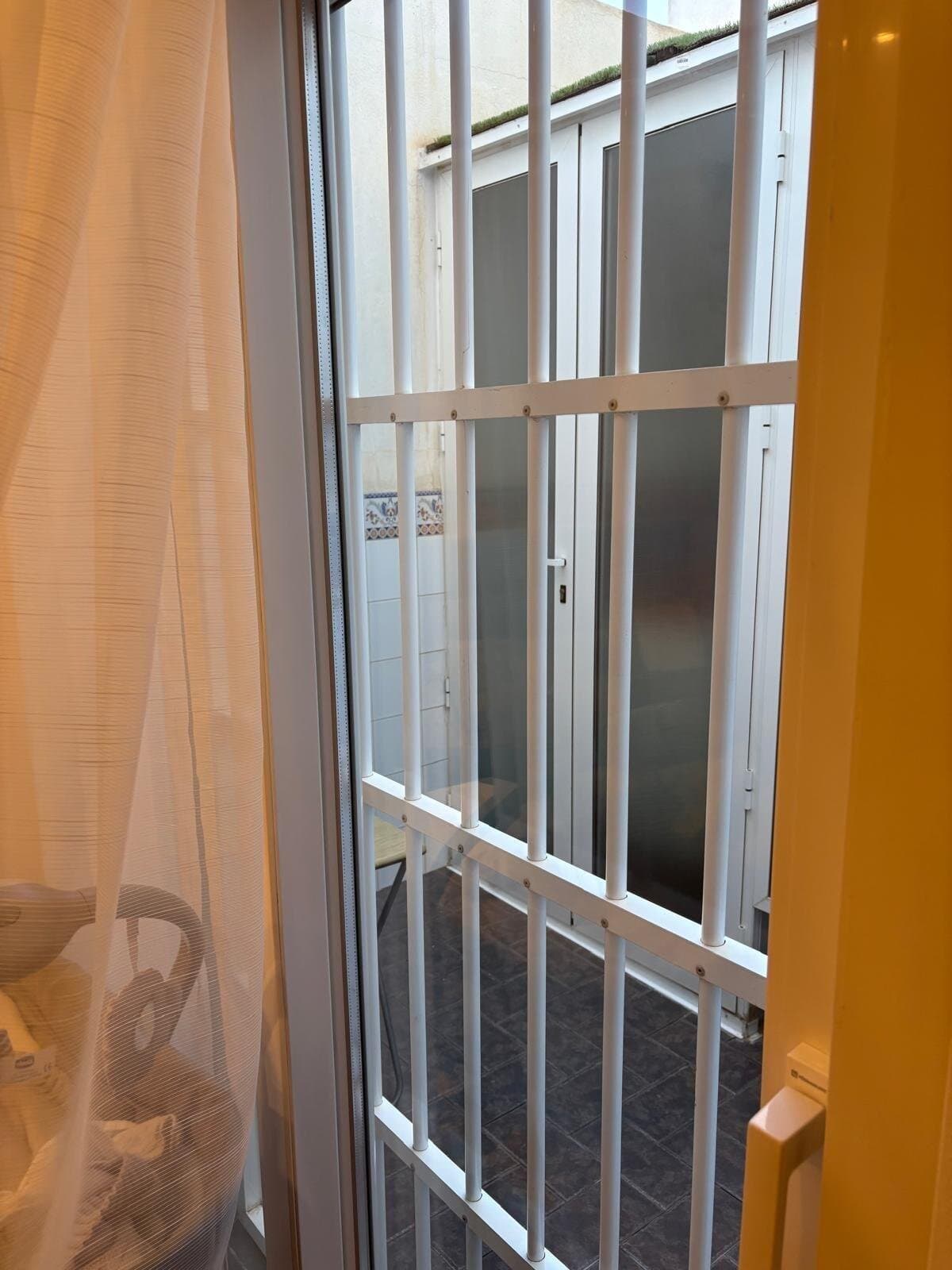 3-Bedroom Apartment in Torrevieja - 16