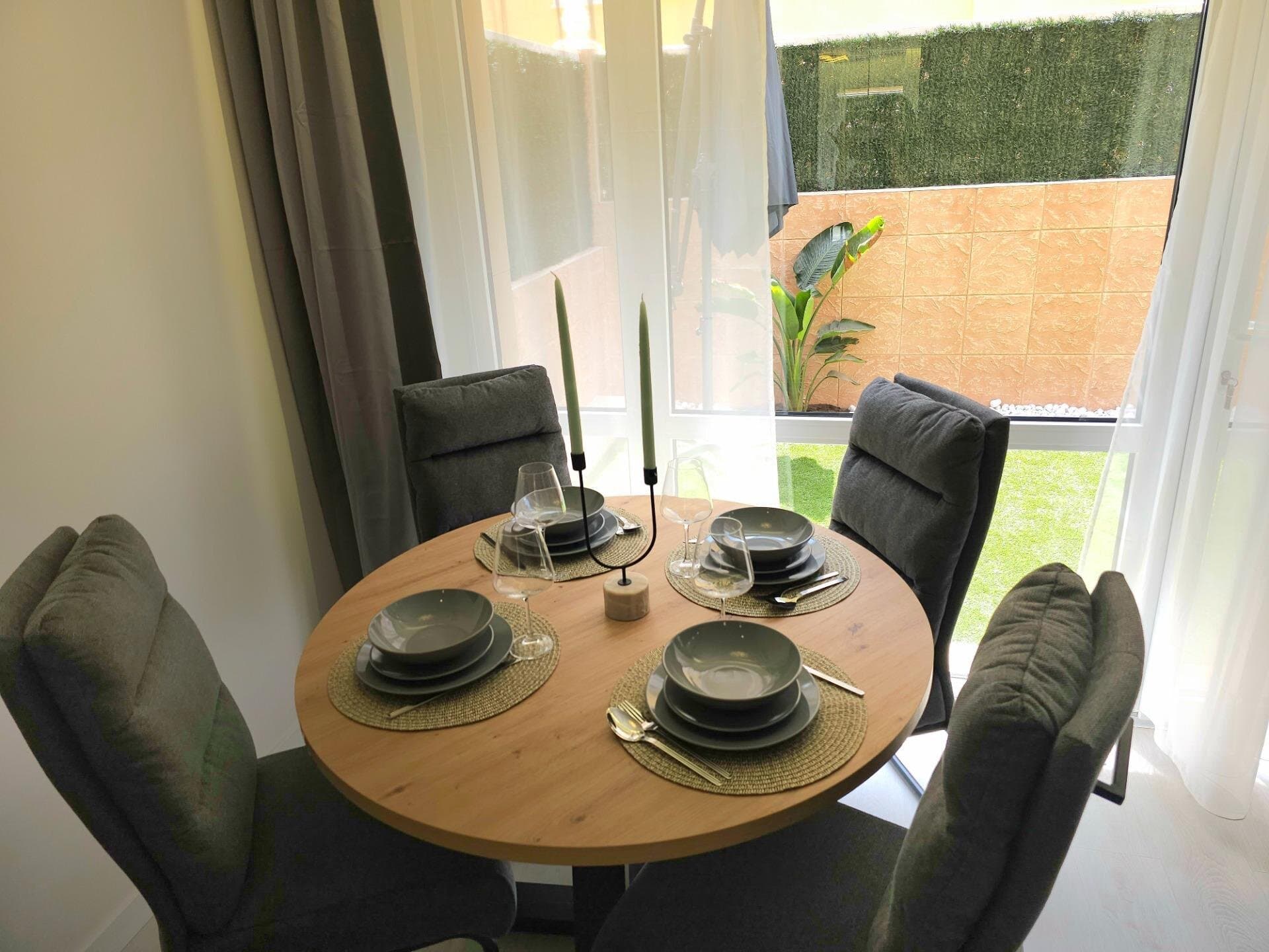3-Bedroom Bungalow in Los Europeos, Torrevieja - 12