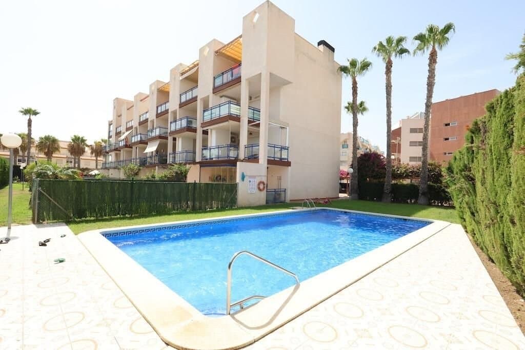 2-Bedroom Apartment in Cabo Roig, Orihuela Costa