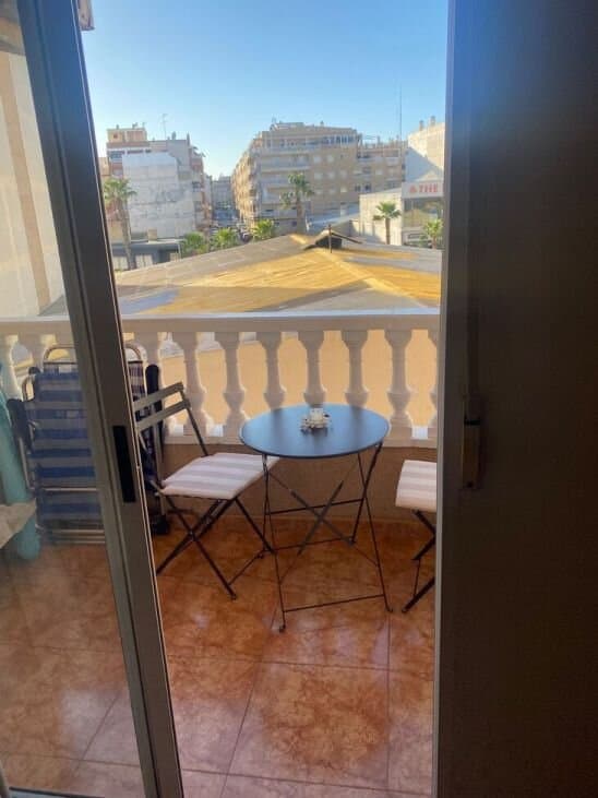 2-Bedroom Apartment in Torrevieja - 9