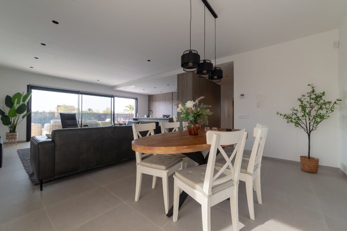 Villa de 4 Dormitorios en Costa Blanca Sur, Los Montesinos - 3