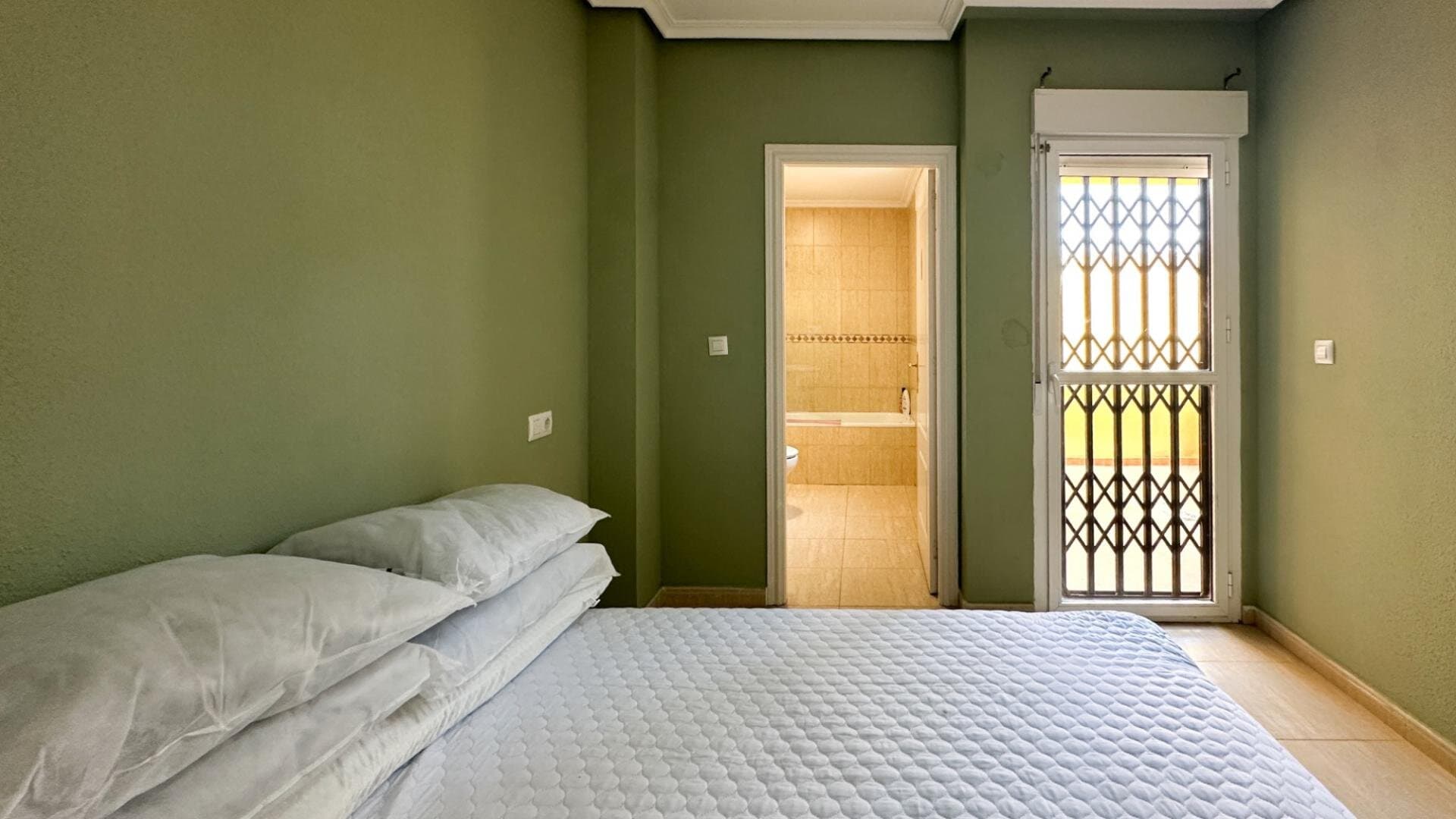 Bungalow de 2 Dormitorios en Comunidad Valenciana, Daya Nueva - 17