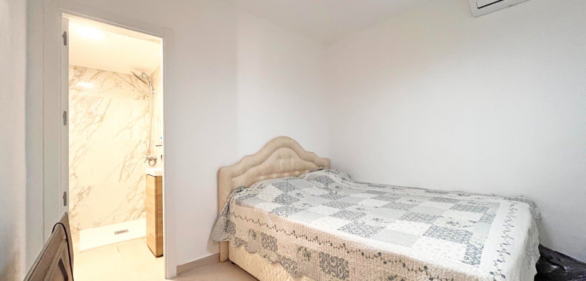 Bungalow de 2 Dormitorios en La Chismosa, Orihuela Costa - 15