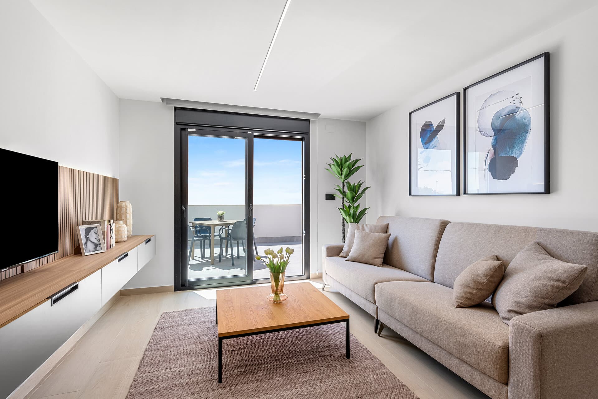 2-Bedroom Penthouse Apartment in Guardamar del Segura - 17