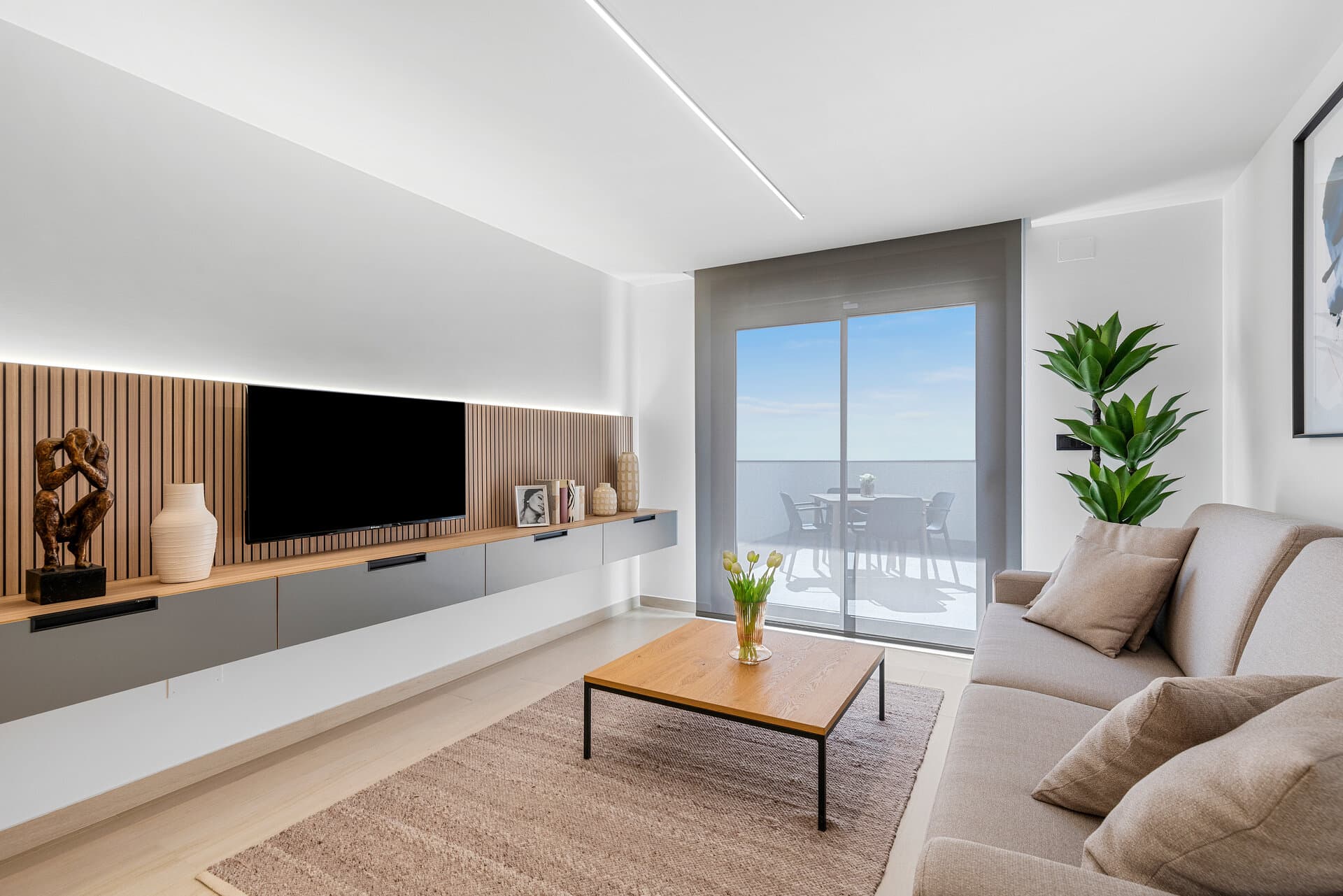 2-Bedroom Penthouse Apartment in Guardamar del Segura - 18