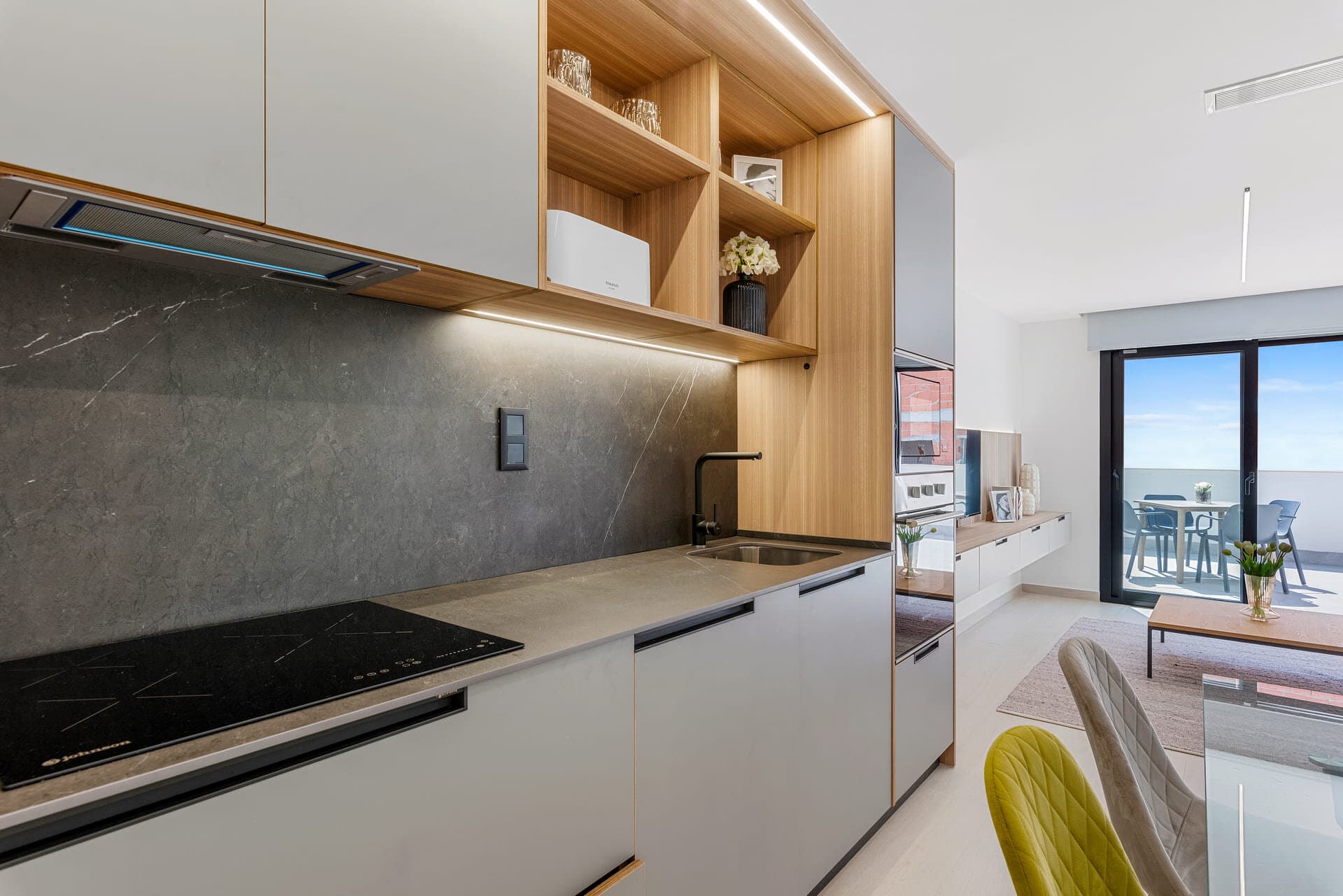 2-Bedroom Penthouse Apartment in Guardamar del Segura - 25