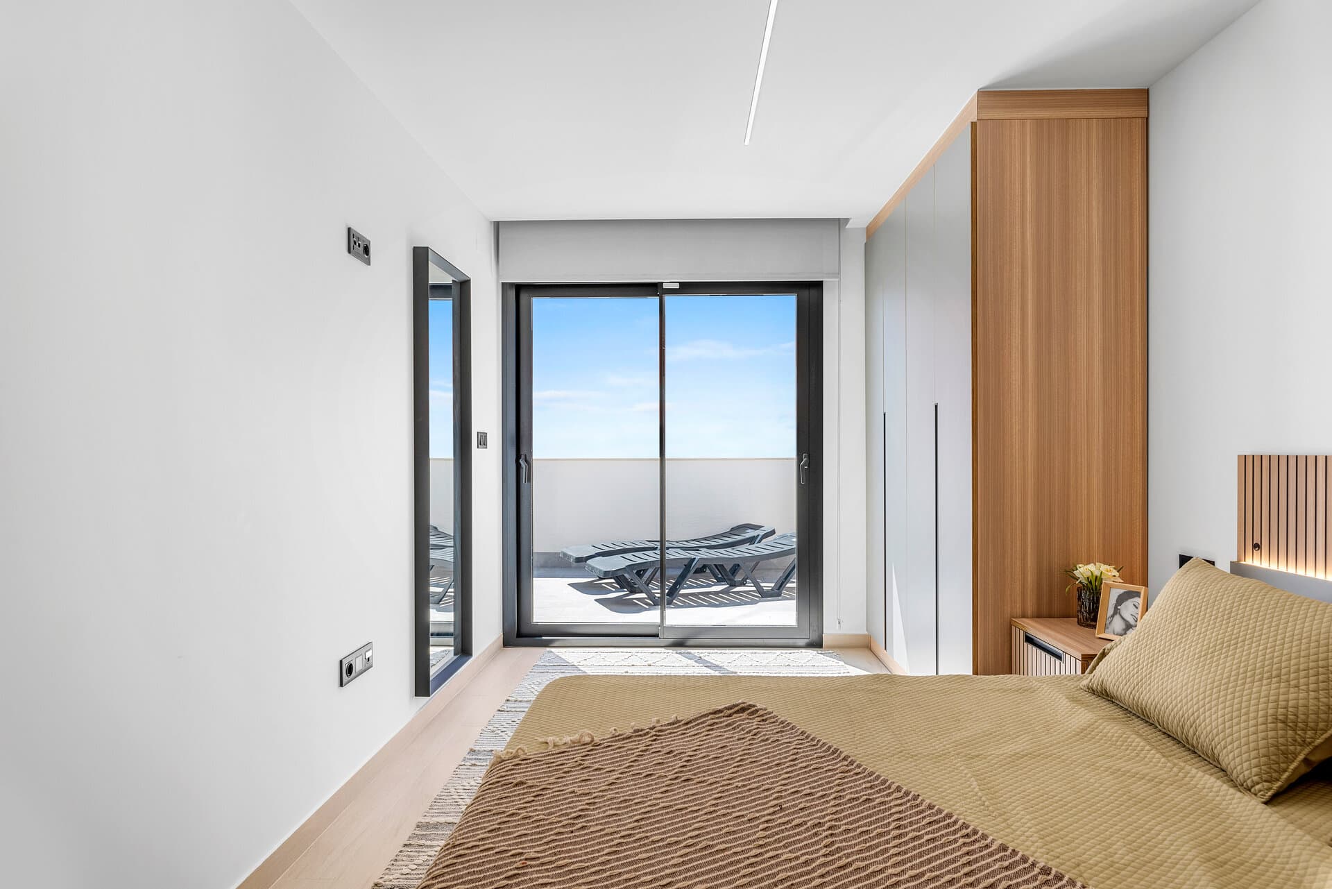 2-Bedroom Penthouse Apartment in Guardamar del Segura - 5