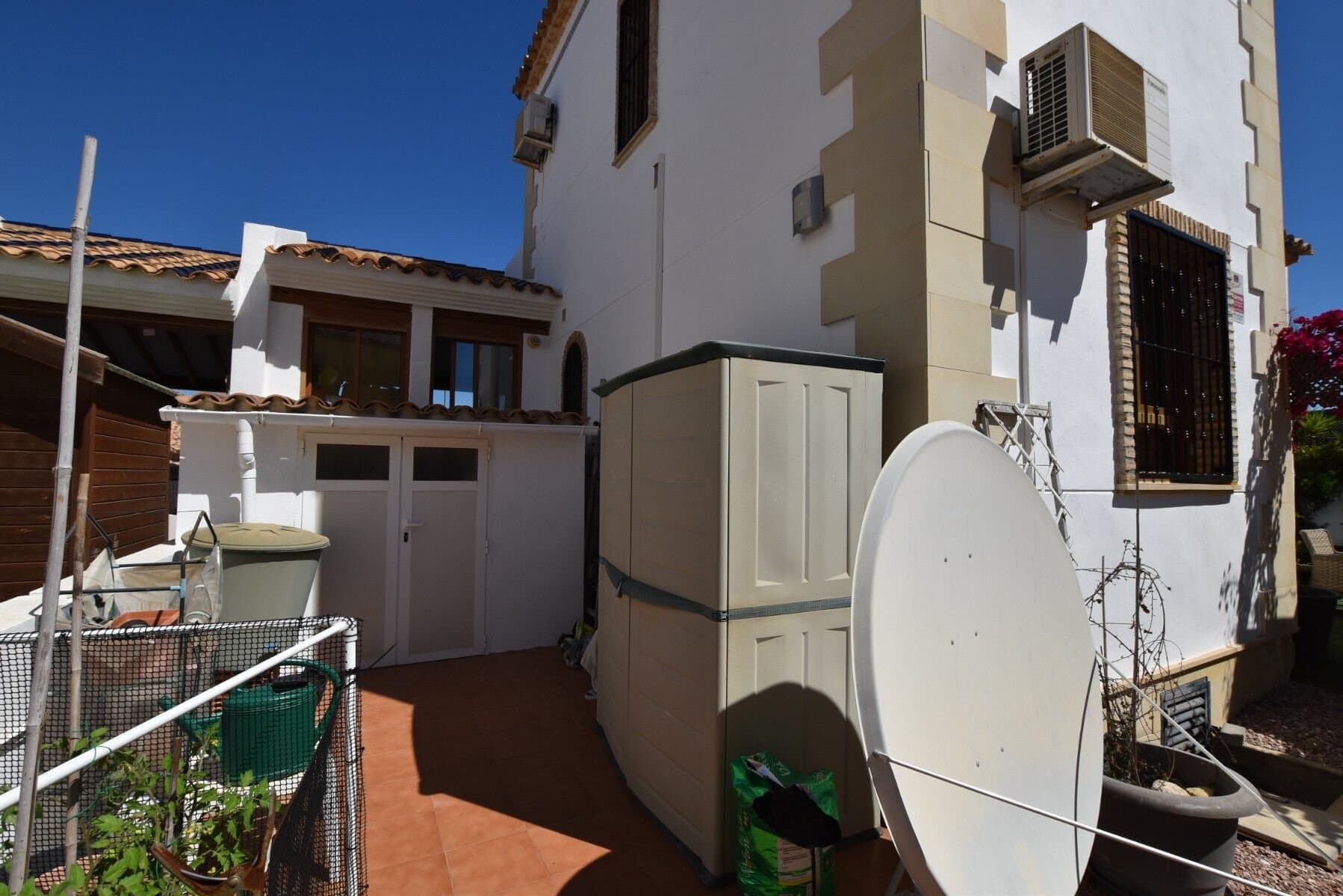 Villa de 3 Chambres à Comunidad Valenciana, Algorfa - 46