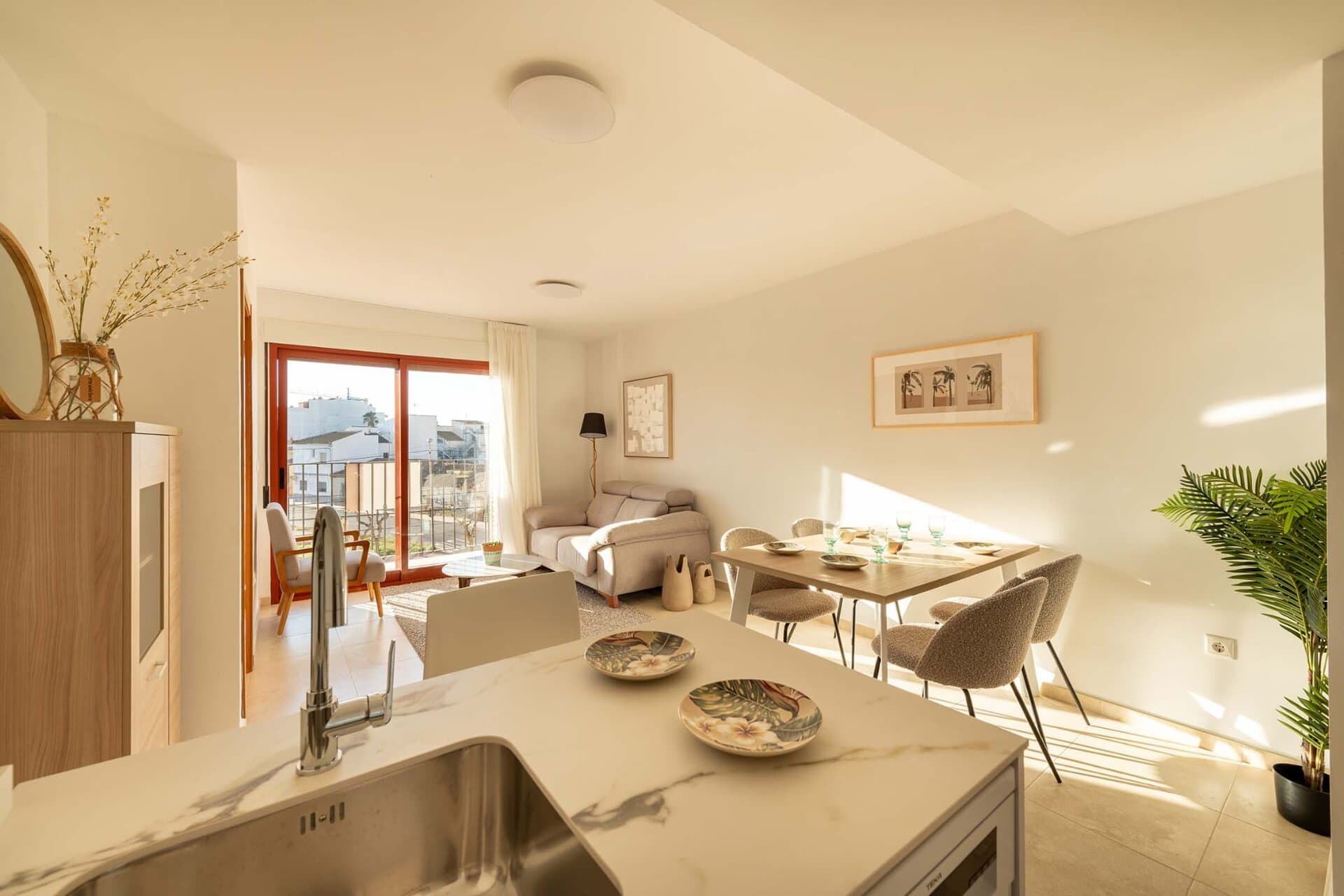 Apartamento de 1 Dormitorios en, Jerónimo y Avileses - 23