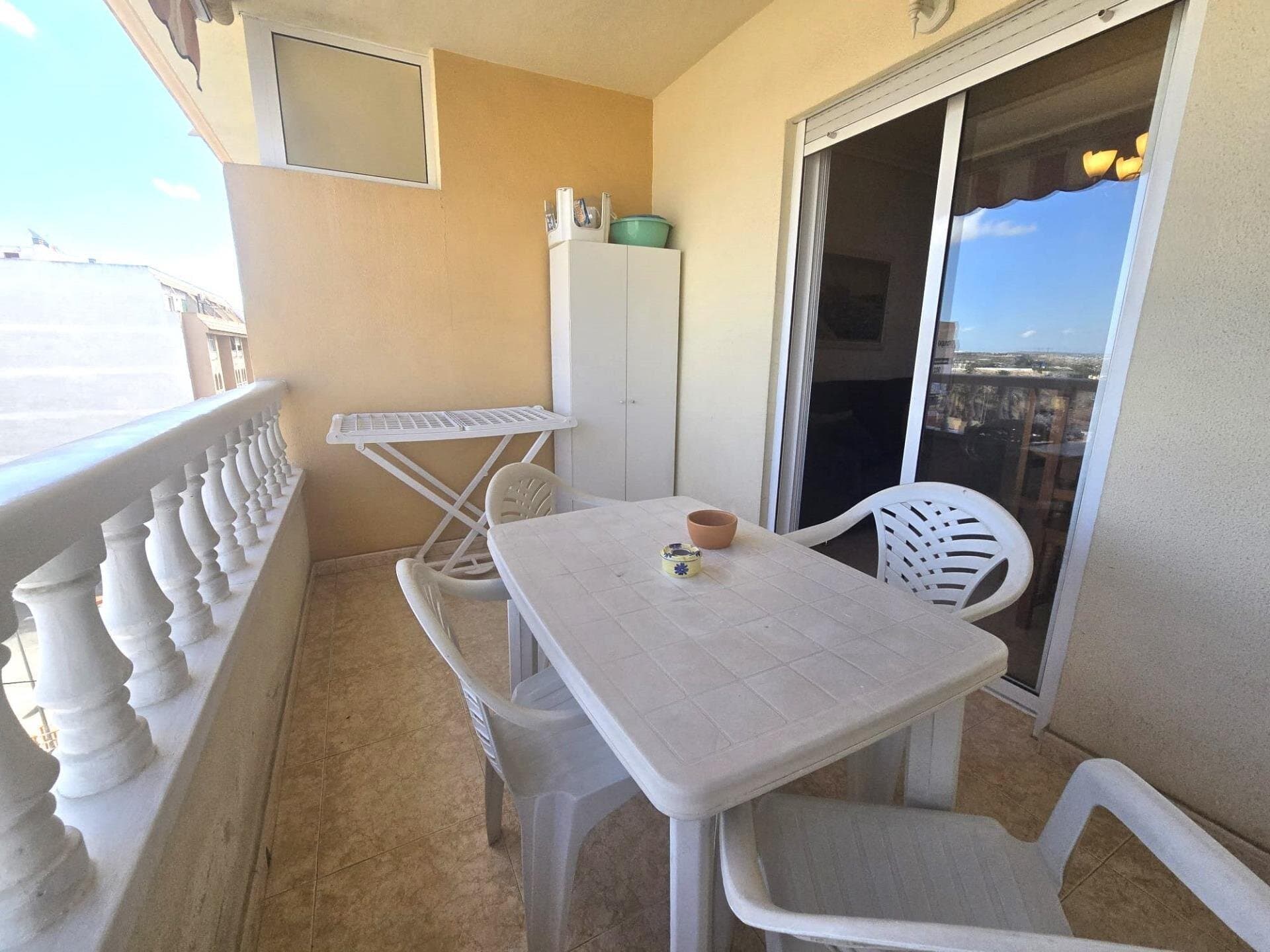 2-Bedroom Apartment in Centro, Torrevieja - 4
