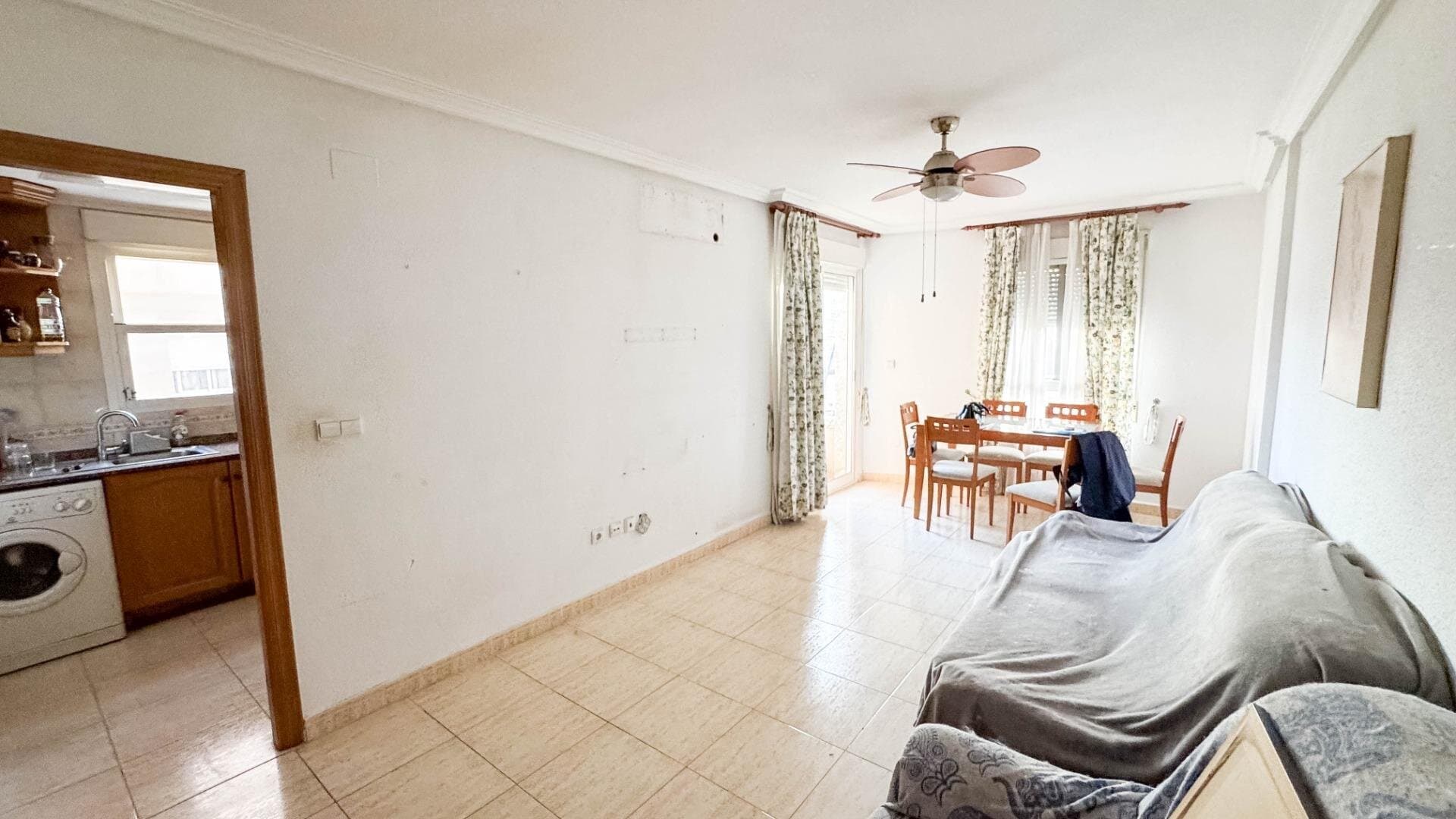 3-Bedroom Apartment in Parque de las Naciones, Torrevieja - 2