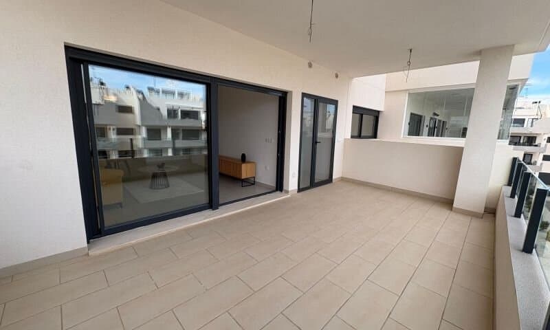 2-Bedroom Apartment in Los Dolses, Orihuela Costa - 4
