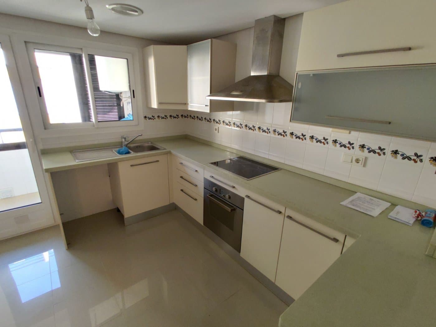 3-Bedroom Apartment in Torrevieja, Torrevieja - 30