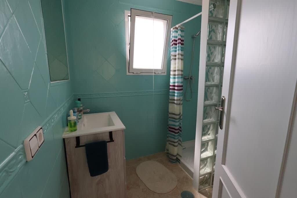 Villa de 5 Dormitorios en Pueblo, San Miguel de Salinas - 12
