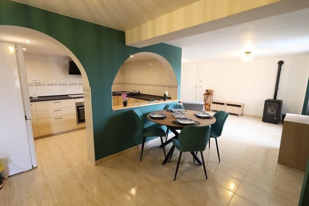 Villa de 5 Dormitorios en Pueblo, San Miguel de Salinas - 18