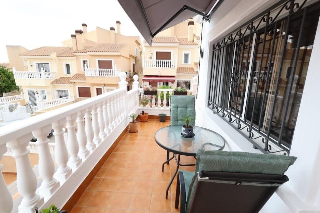 Villa de 5 Dormitorios en Pueblo, San Miguel de Salinas - 25