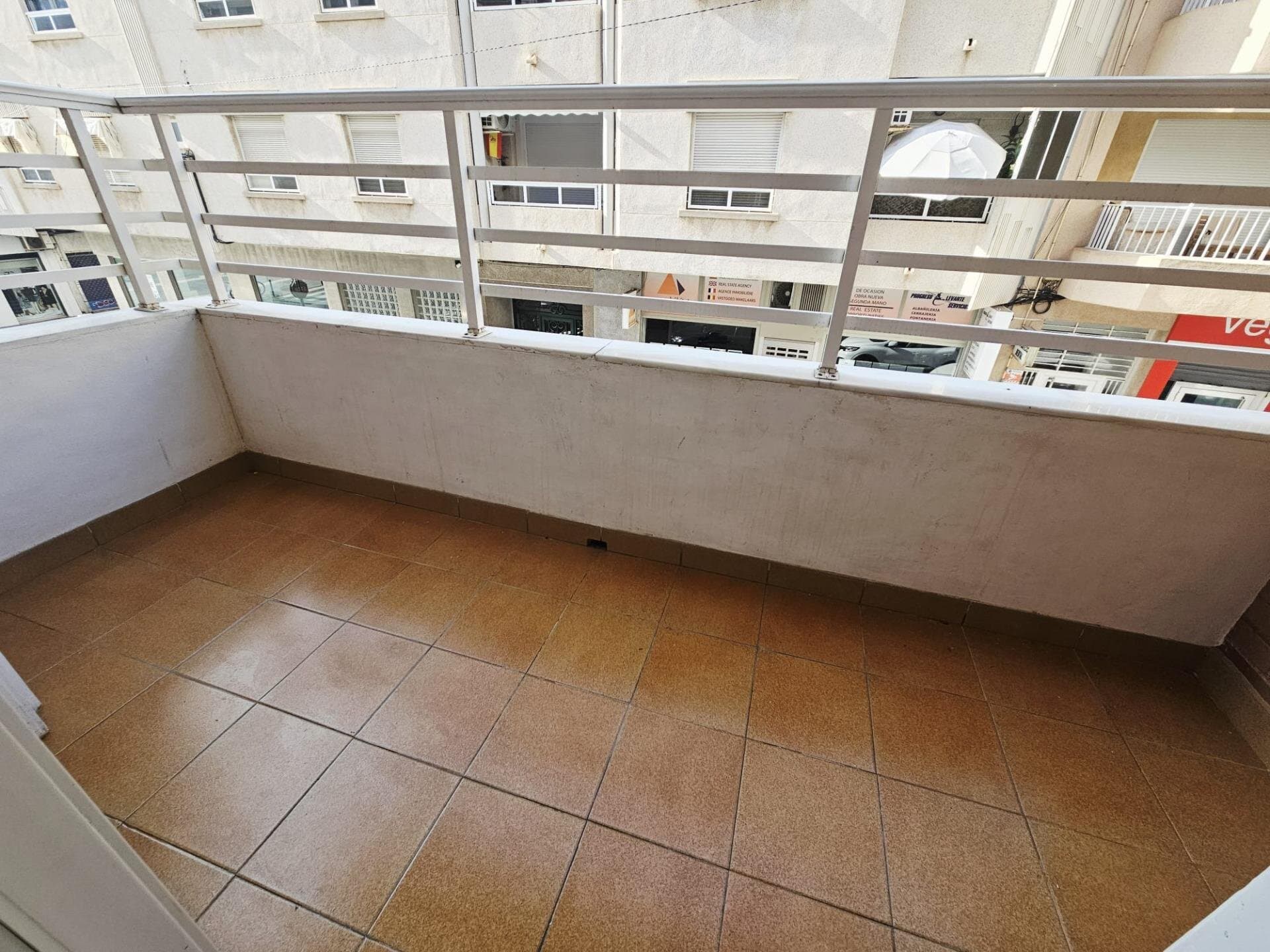 Apartamento de 3 Dormitorios en Playa del Cura, Torrevieja - 21