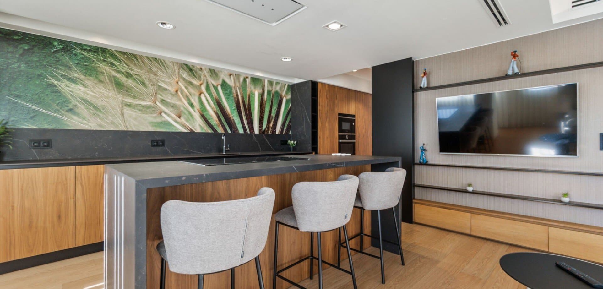 2-Bedroom Apartment in Torrevieja, Torrevieja - 2