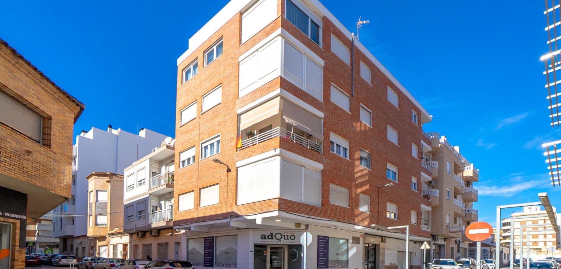 2-Bedroom Apartment in Torrevieja, Torrevieja - 23