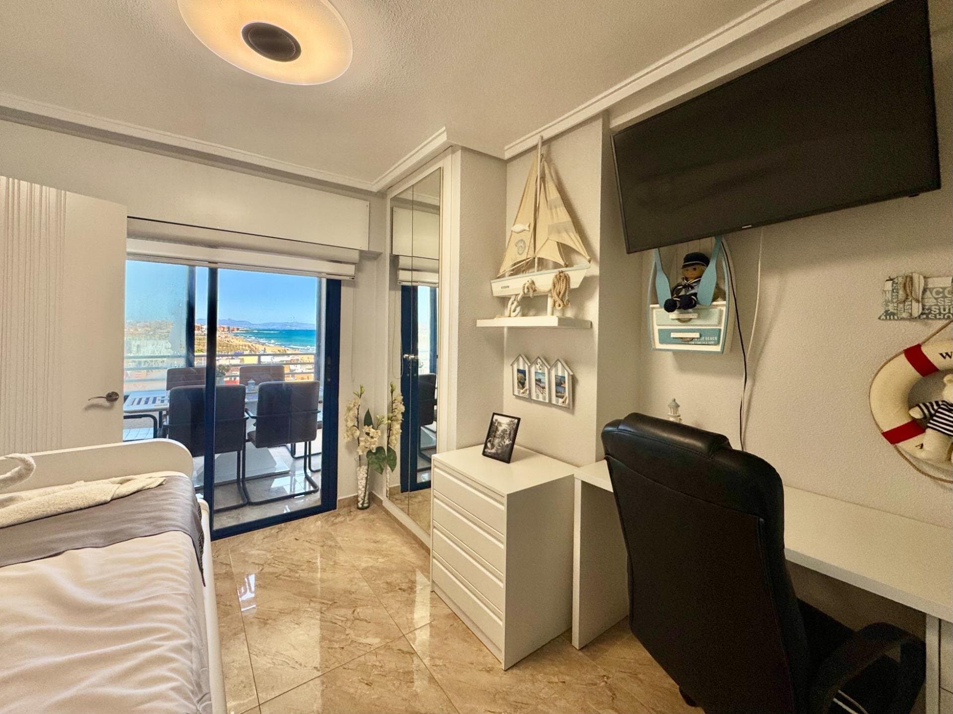 2-Bedroom Apartment in Torre la Mata, Torrevieja - 13