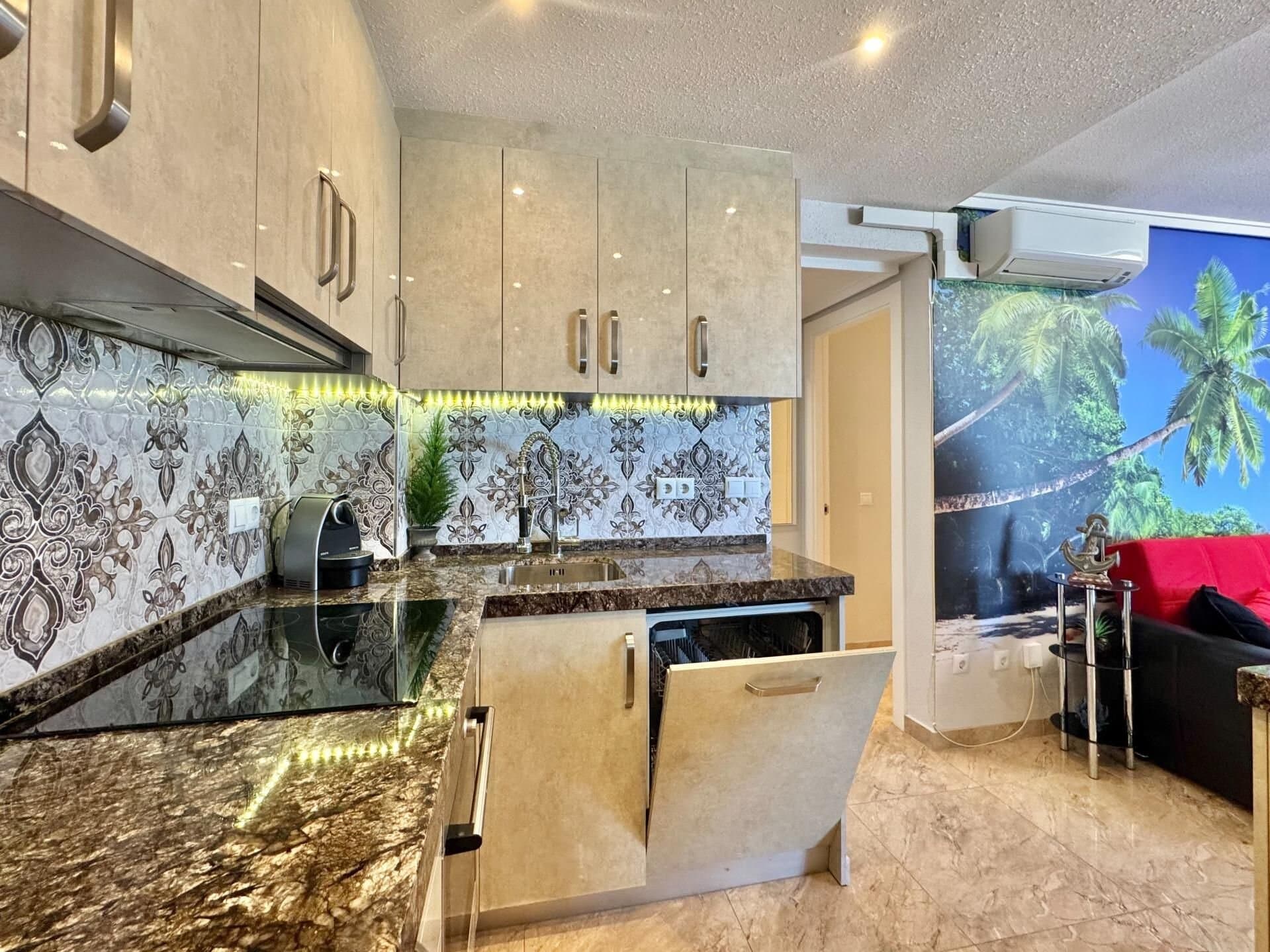 2-Bedroom Apartment in Torre la Mata, Torrevieja - 20