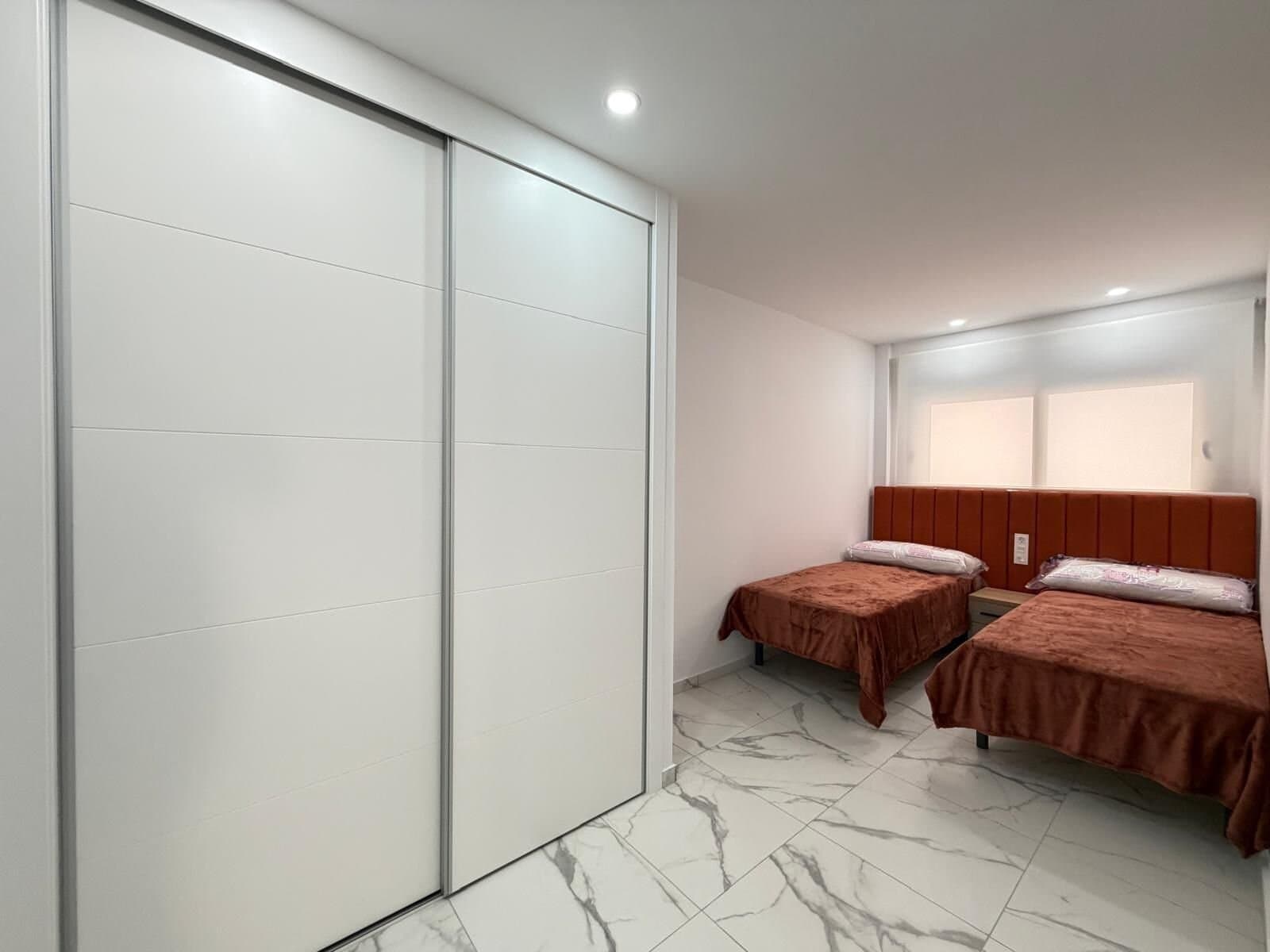 2-Bedroom Apartment in Estacion de Autobuses, Torrevieja - 16