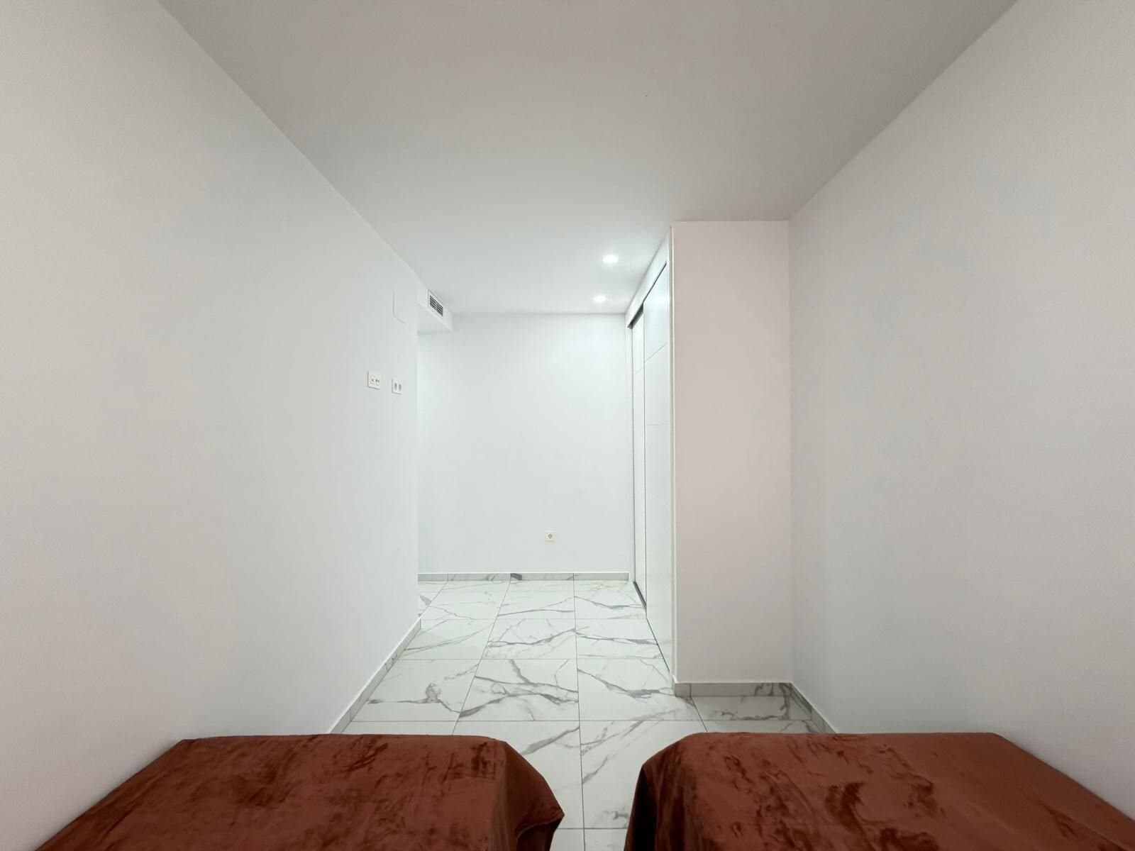 2-Bedroom Apartment in Estacion de Autobuses, Torrevieja - 19