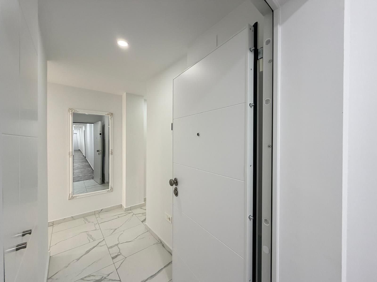 2-Bedroom Apartment in Estacion de Autobuses, Torrevieja - 2
