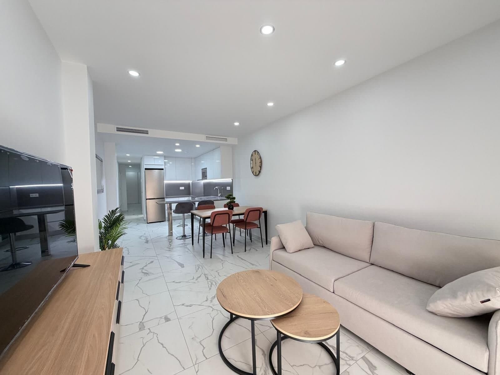 2-Bedroom Apartment in Estacion de Autobuses, Torrevieja - 42