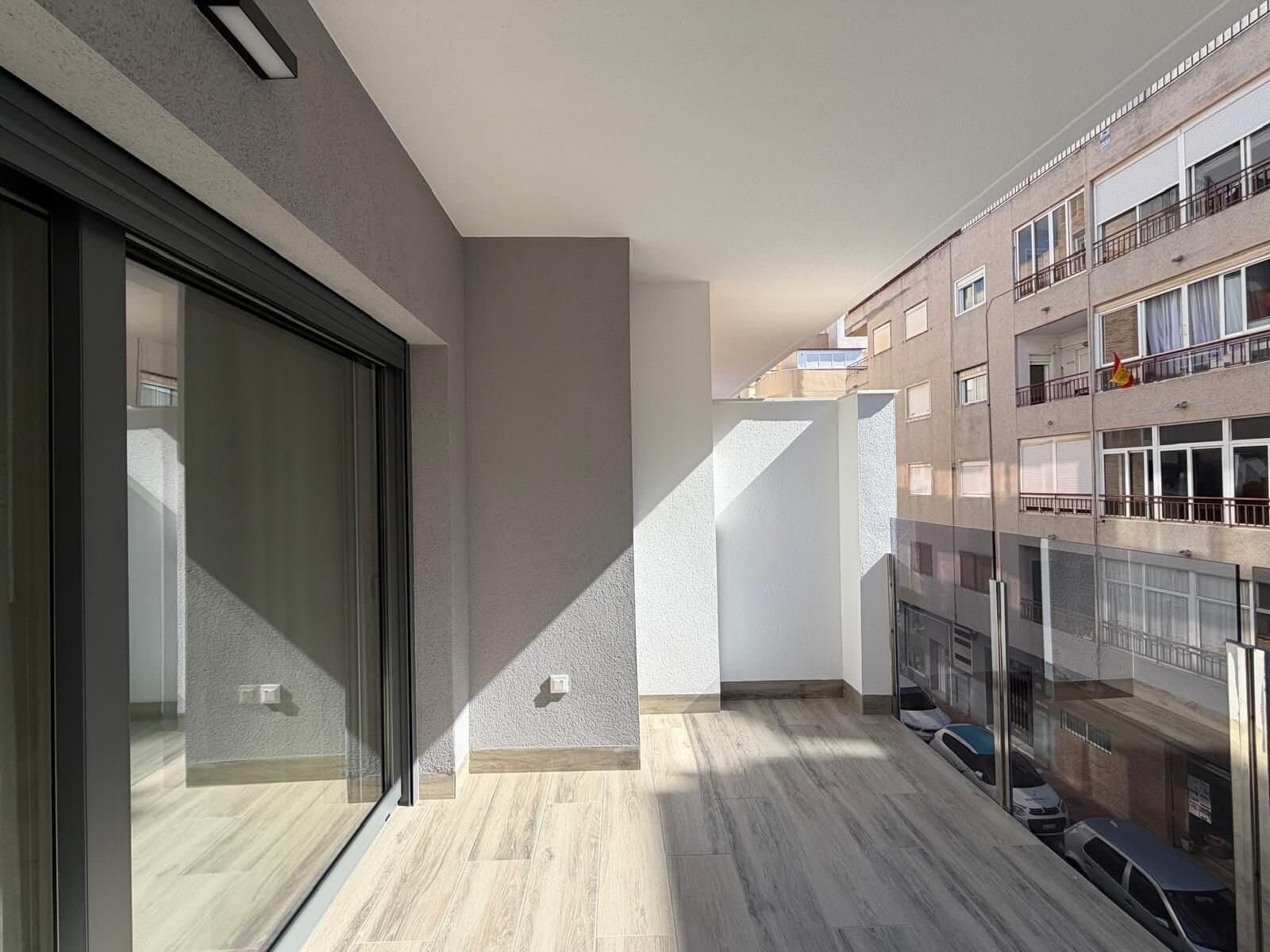 2-Bedroom Apartment in Estacion de Autobuses, Torrevieja - 46