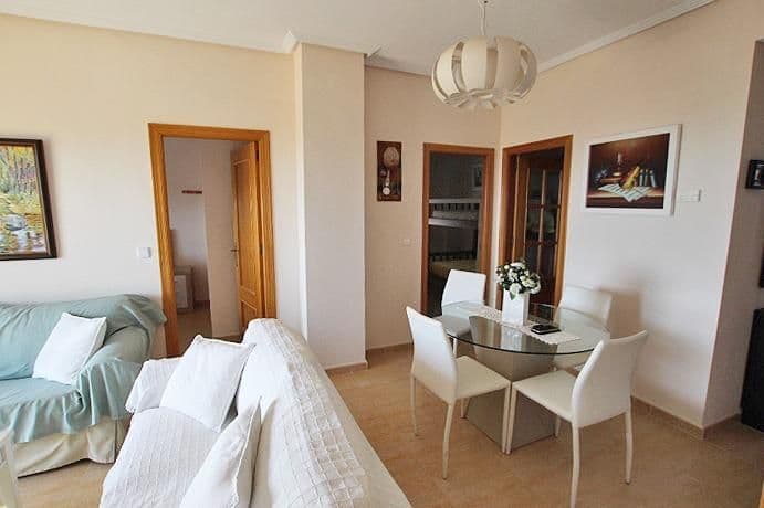 3-Bedroom Apartment in Avenida del Puerto, Guardamar del Segura - 5