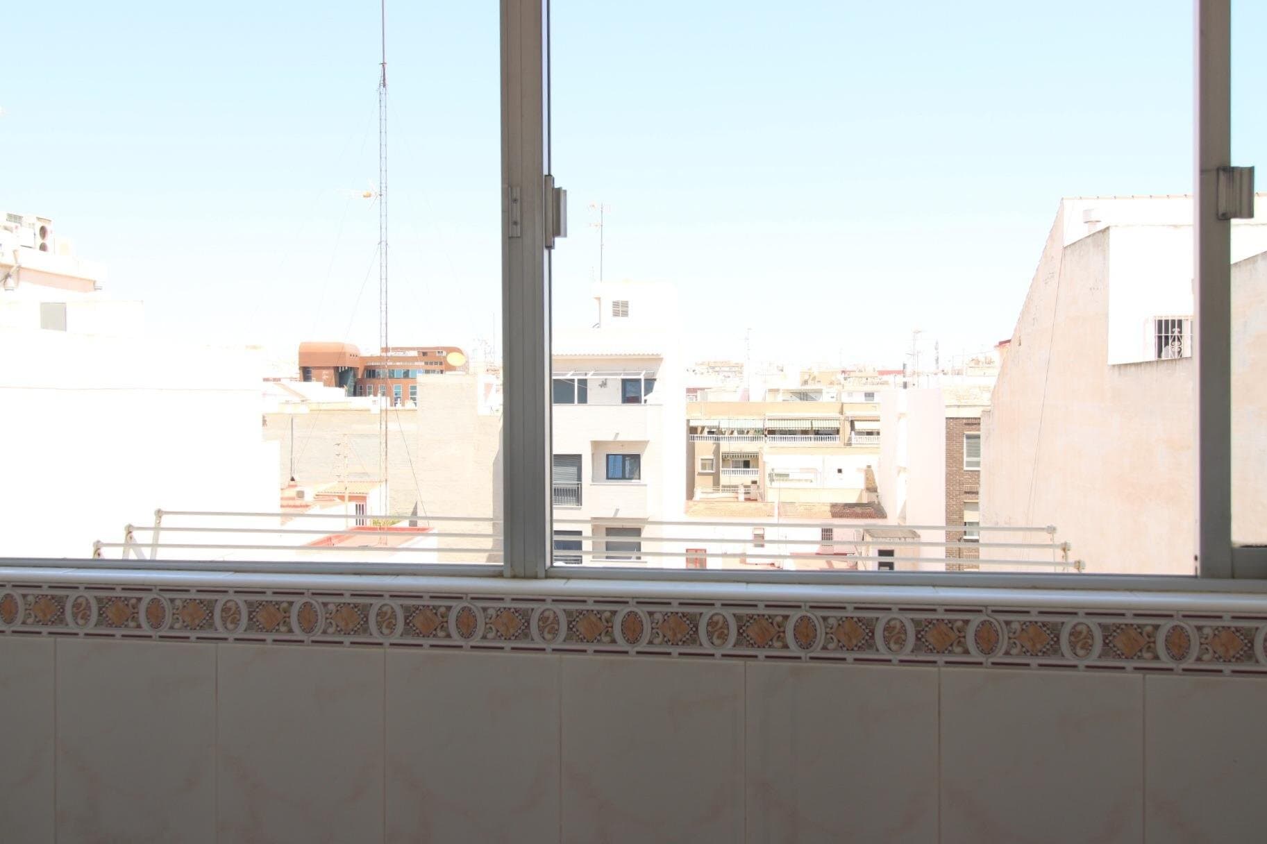 3-Bedroom Apartment in Torrevieja - 8