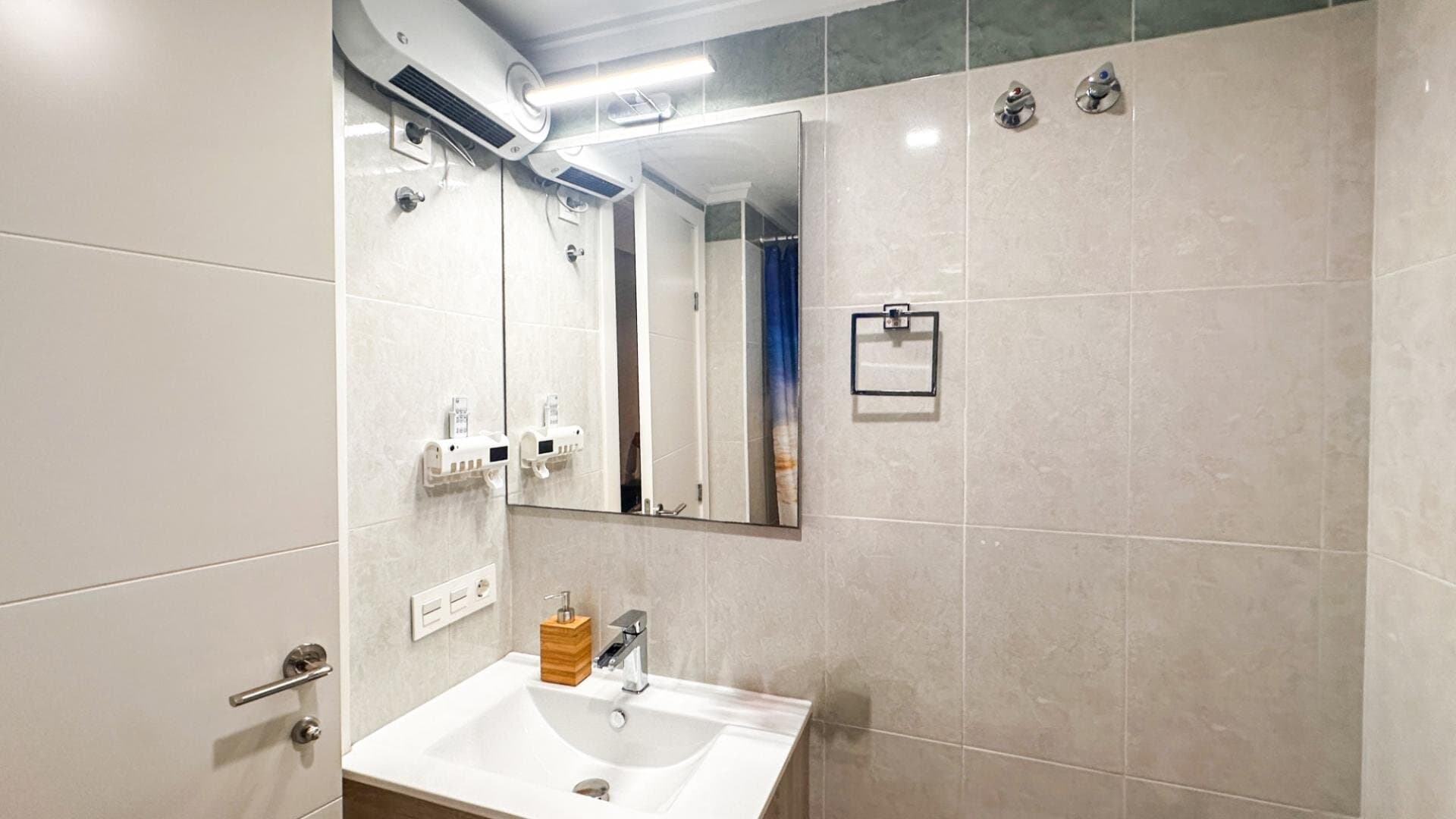 3-Bedroom Apartment in Centro, Torrevieja - 16