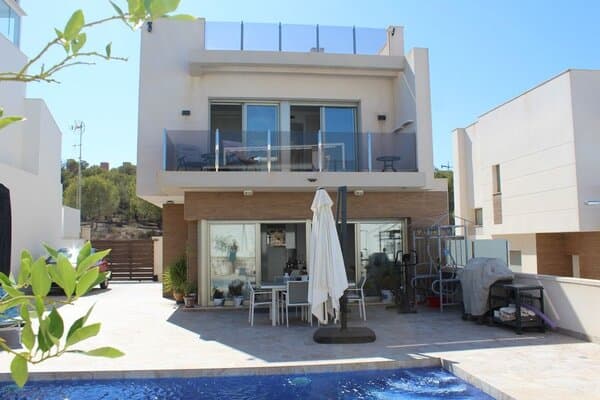3-Bedroom Villa in Bellavista, San Miguel de Salinas