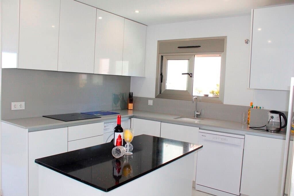 3-Bedroom Villa in Bellavista, San Miguel de Salinas - 9