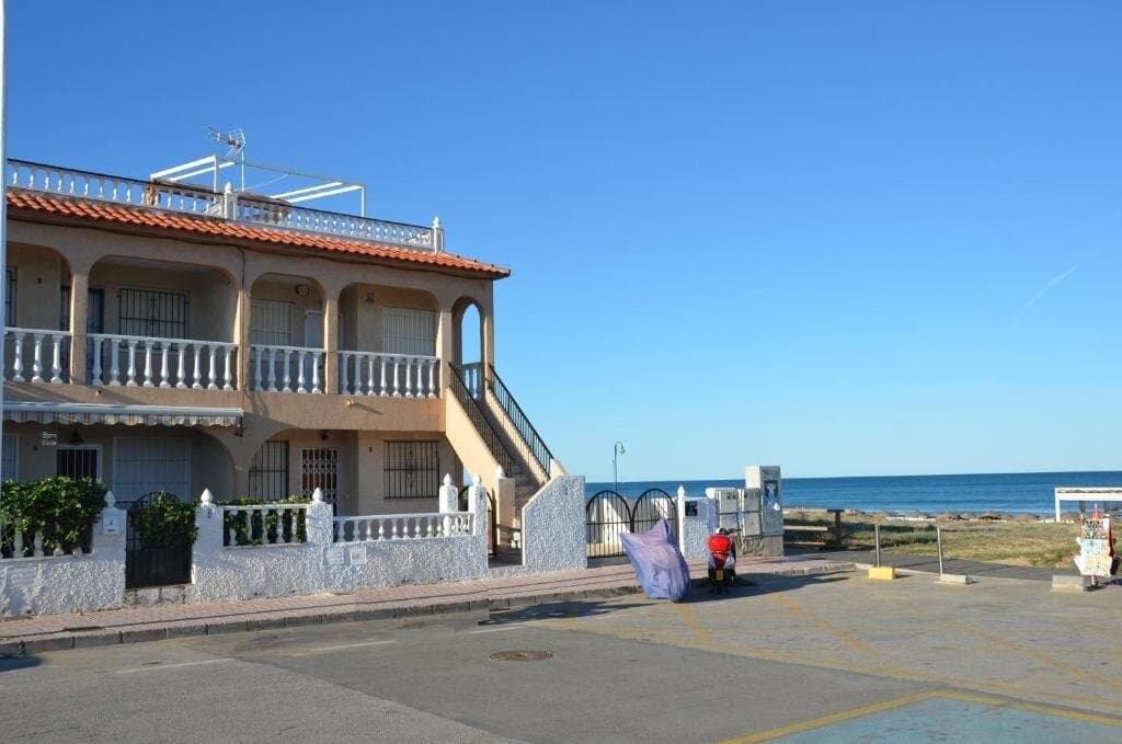 3-Bedroom Bungalow in Los Europeos, Torrevieja - 4