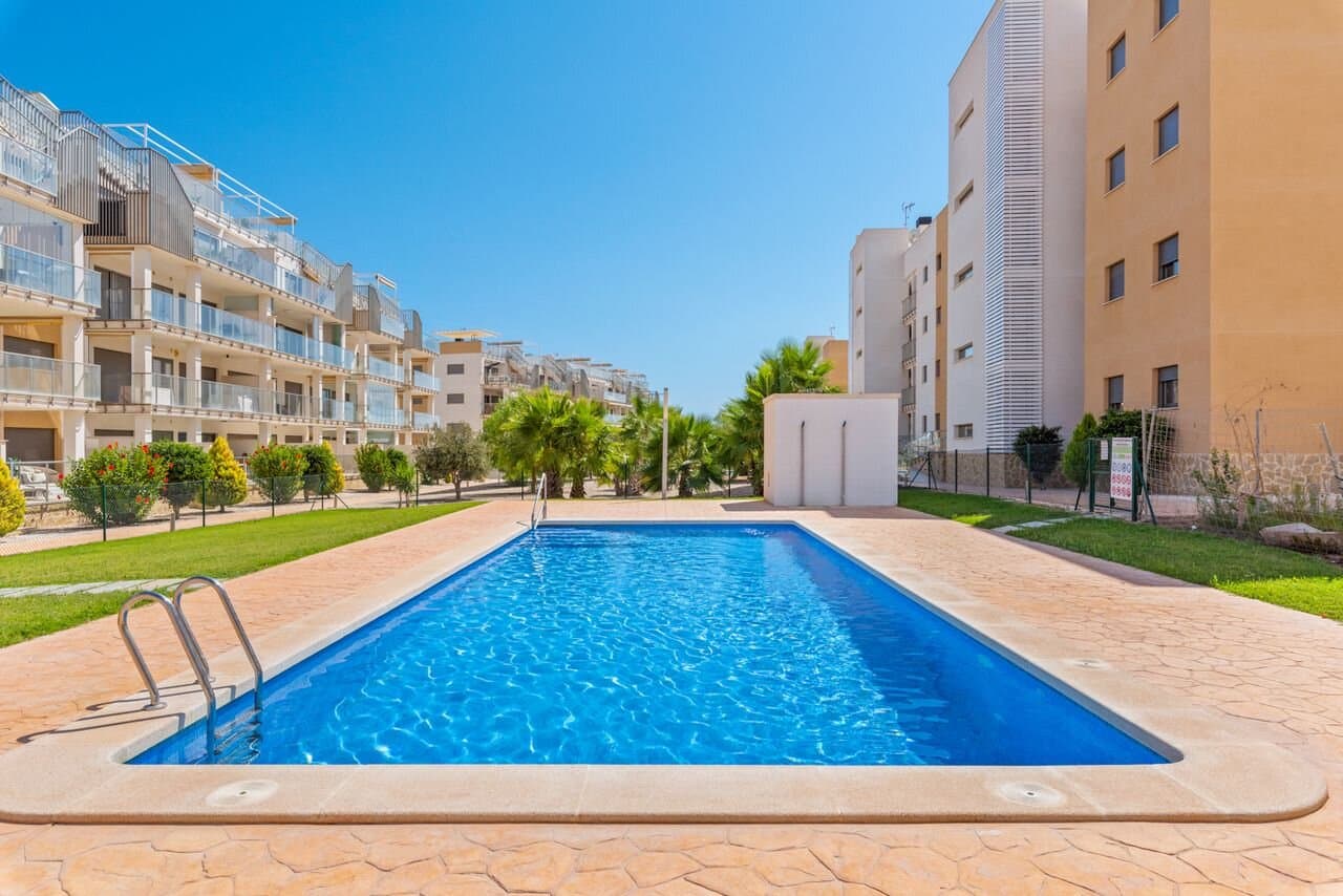 Apartamento de 2 Dormitorios en Los Dolses, Orihuela Costa - 3