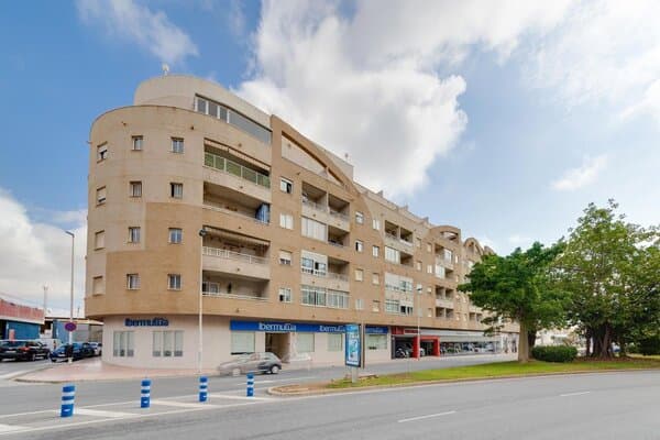 2-Bedroom Apartment in Torrevieja