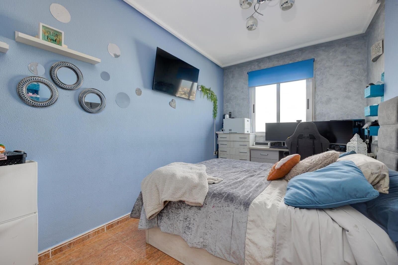 2-Bedroom Apartment in Torrevieja - 22
