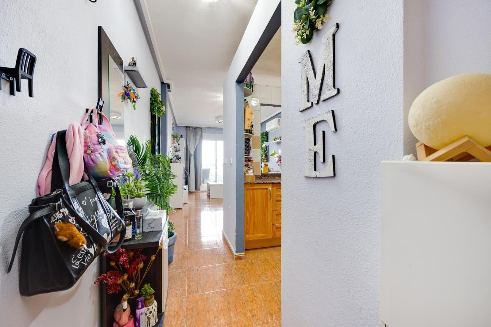 2-Bedroom Apartment in Torrevieja - 8