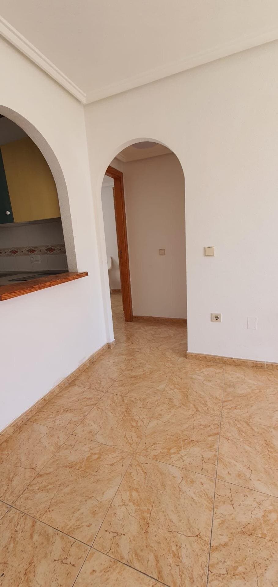 2-Bedroom Penthouse in Centro, Torrevieja - 10