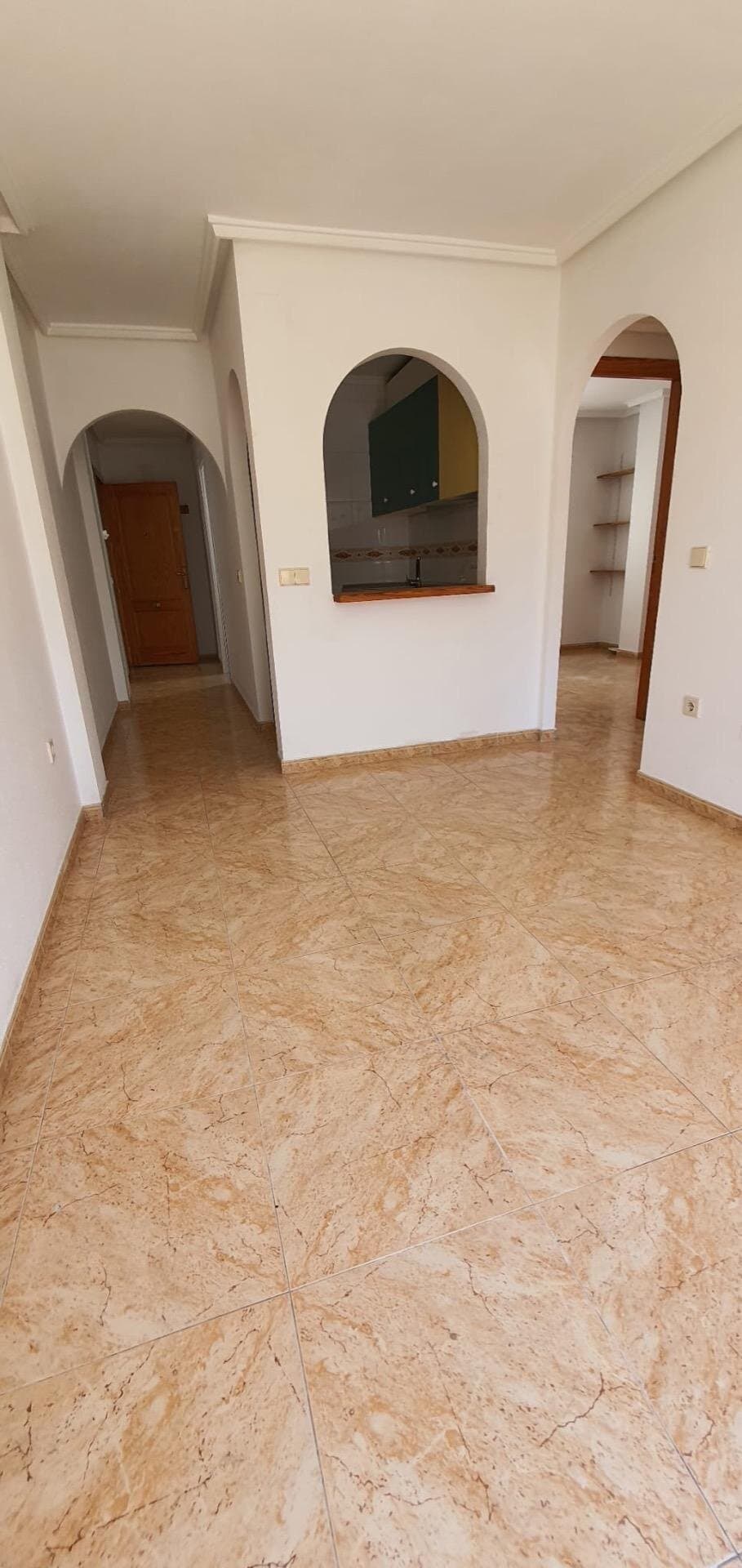 2-Bedroom Penthouse in Centro, Torrevieja - 15