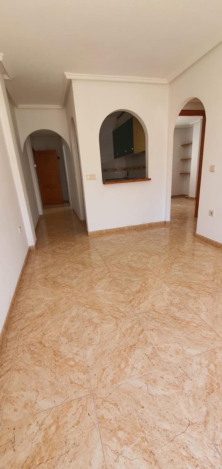 2-Bedroom Penthouse in Centro, Torrevieja - 16